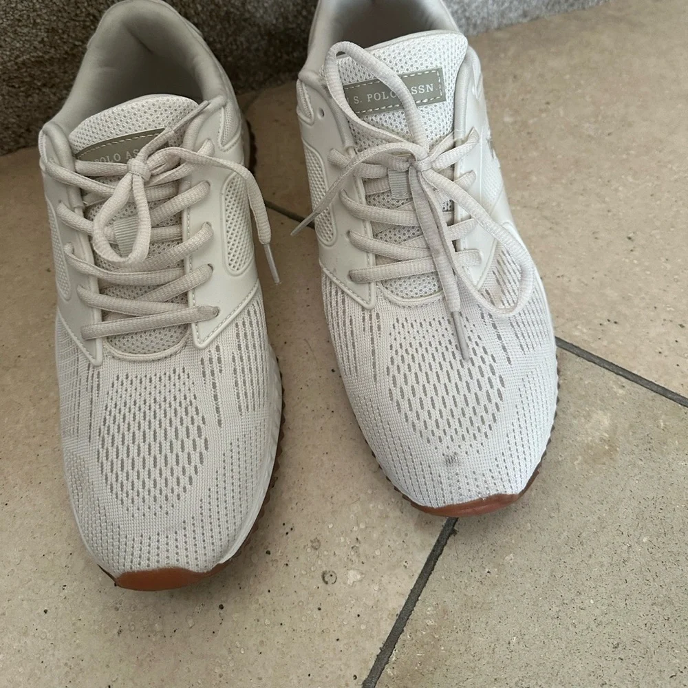 U.S. POLO ASSN Women’s cream Athletic Sneakers Size 10 US - Picture 6 of 9